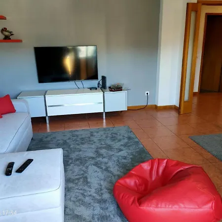 Votre Maison A / Your In Braga